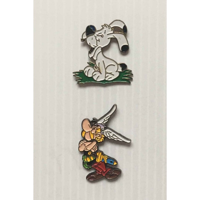 Astérix - Goscinny/Uderzo - lot de 2 pin's: Idéfix et Astérix (parc) - 1